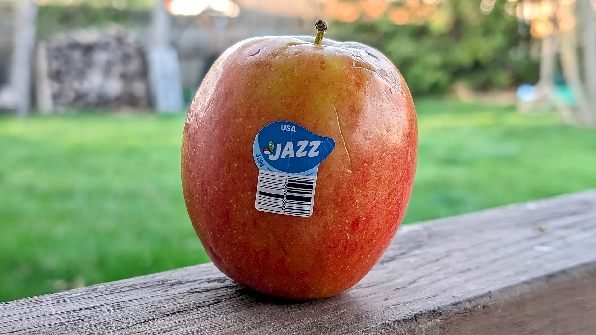 Jazz sticker on an apple.
