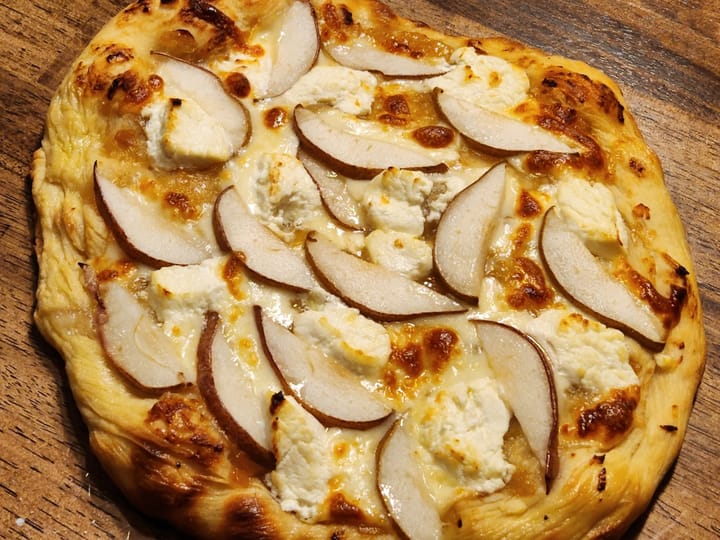 Pear and goat cheese pizza.